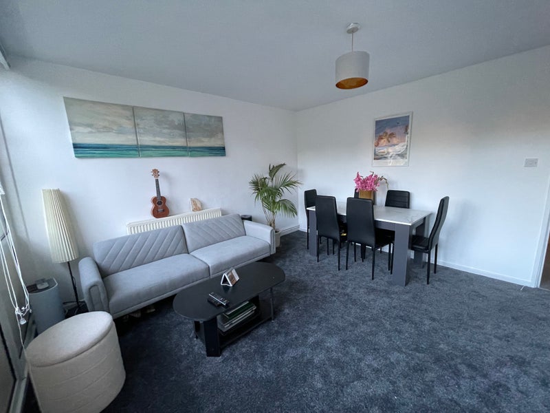 Room Royal Street in Greater London