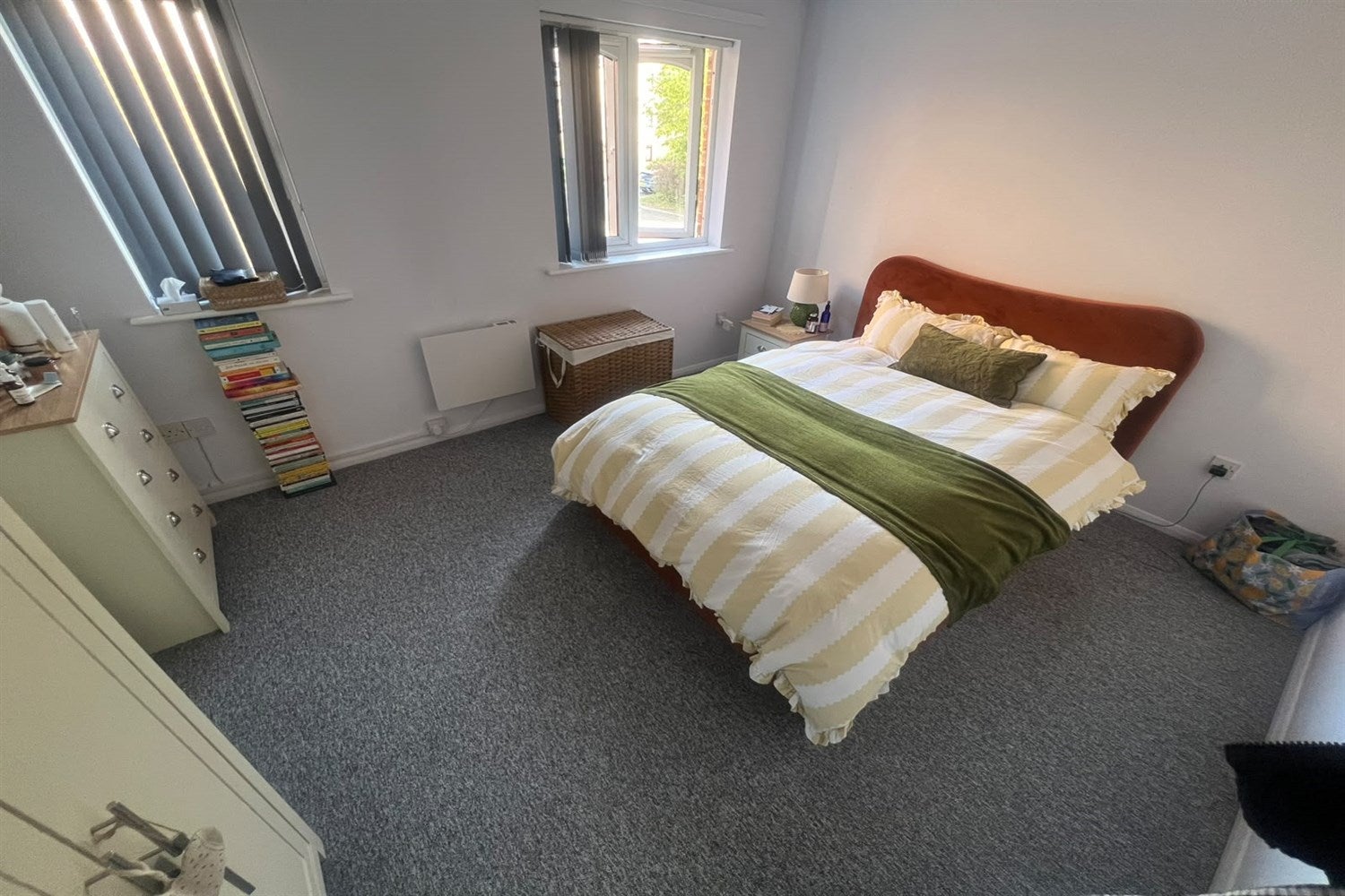 Flat Sandon Close in Rochford