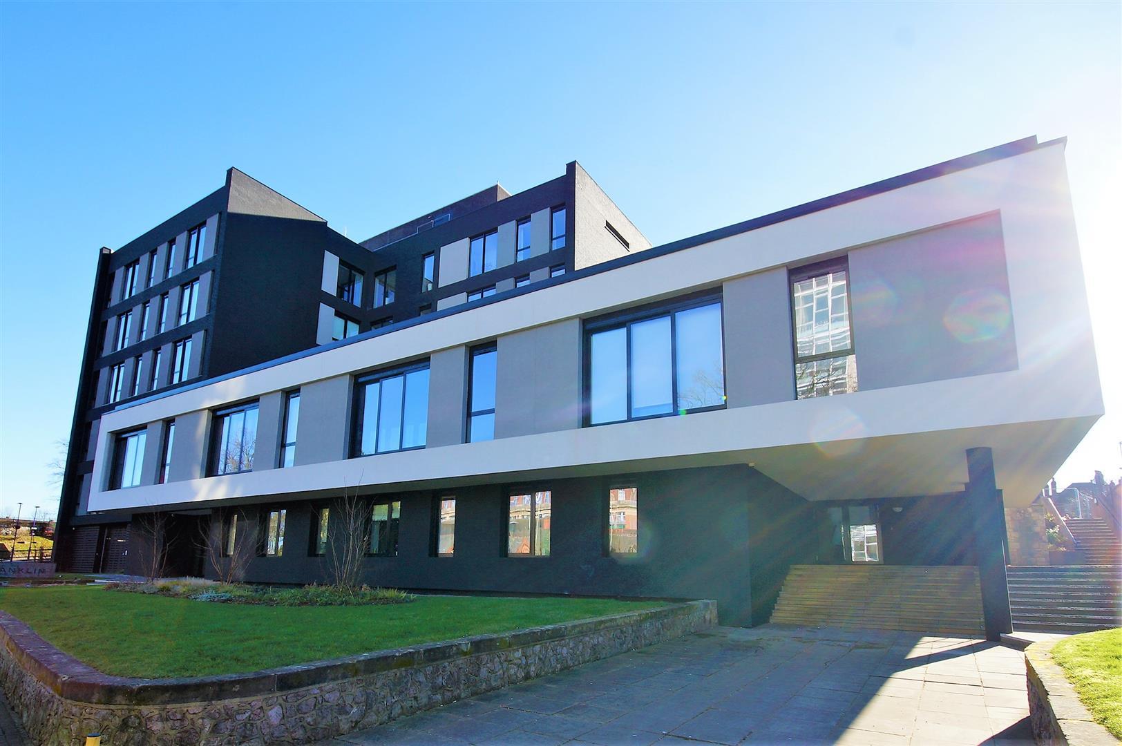 Flat Bournville Lane in Birmingham