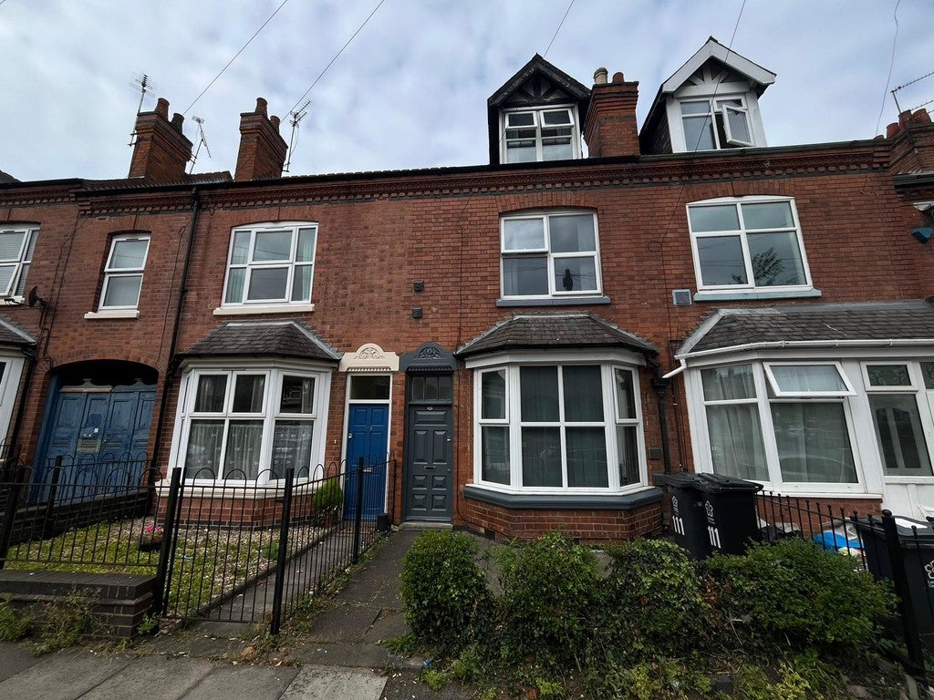 Flat Kirby Road in Leicester