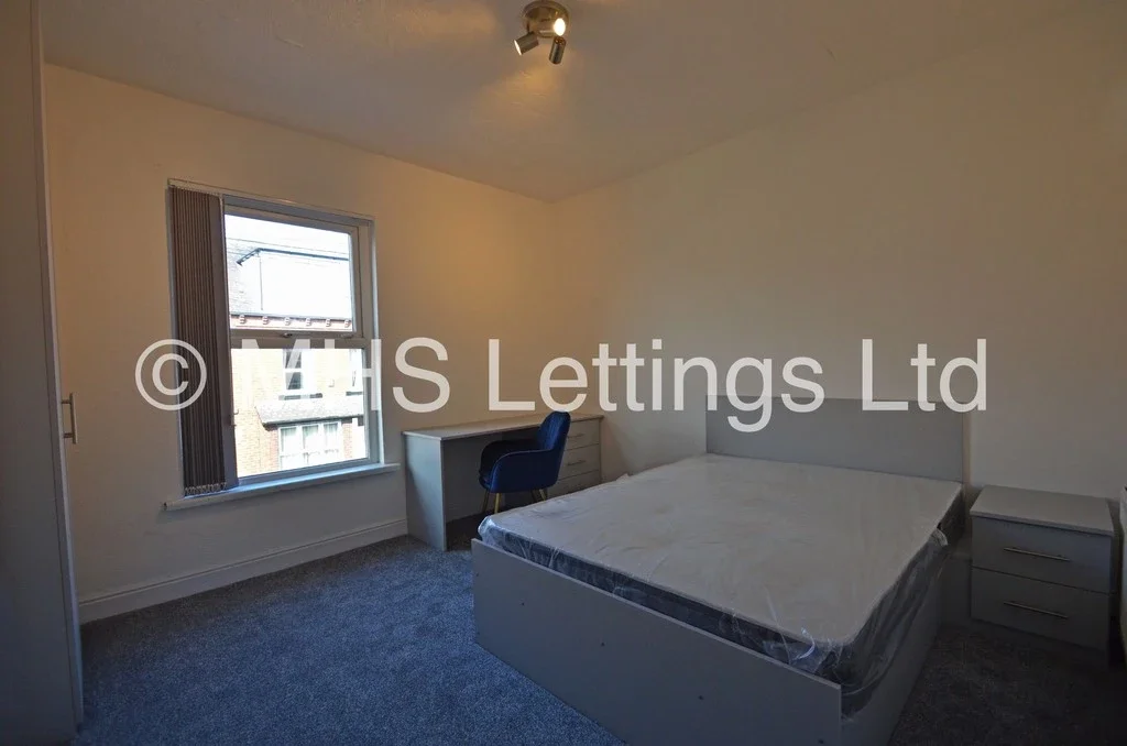 House Back Hessle Terrace in Leeds