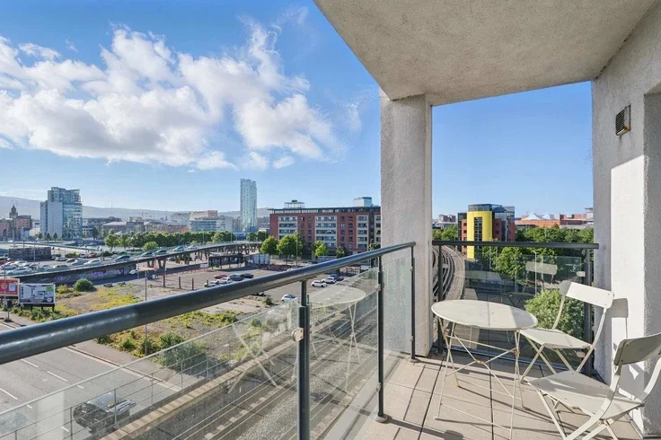 Flat Bridge End in Belfast