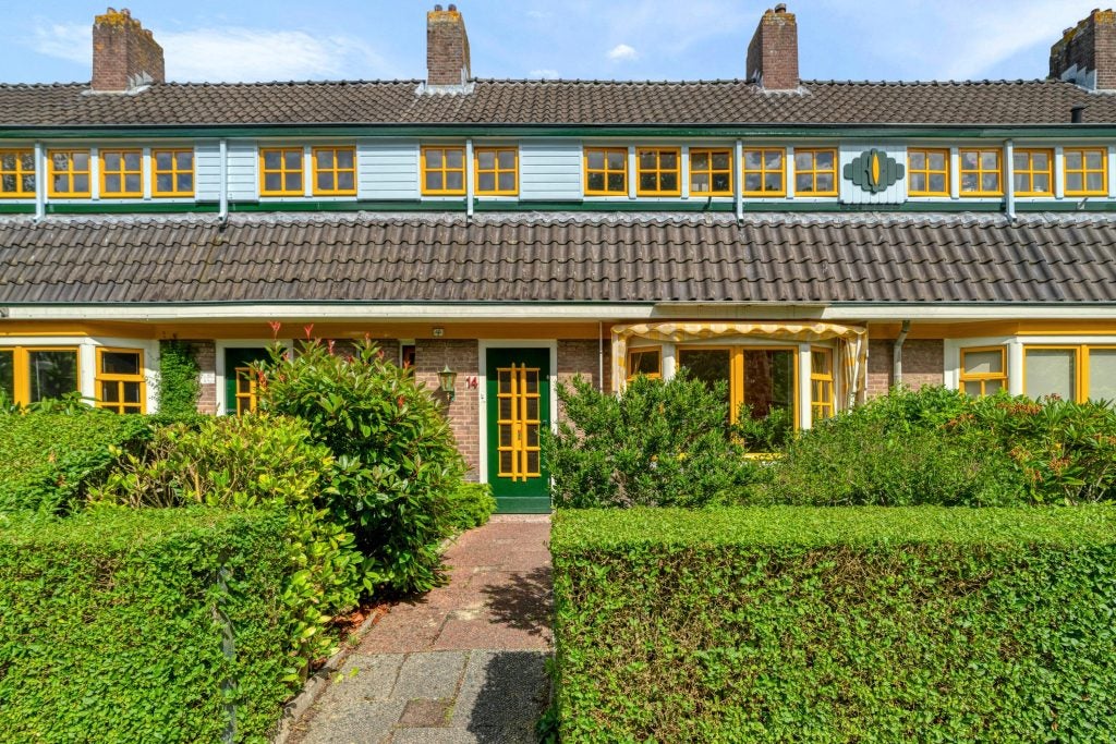 Laan van Altena 14 in Delft