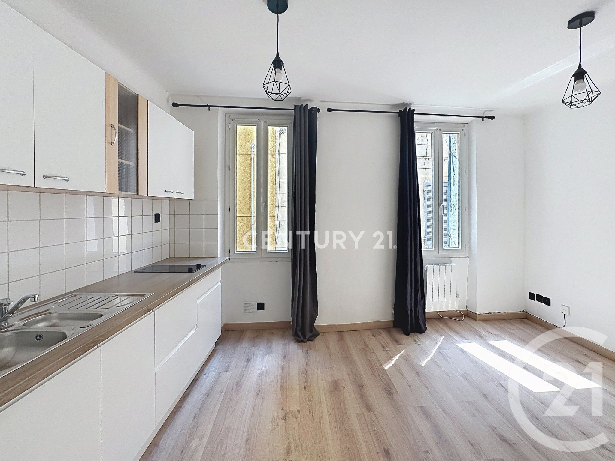 Flat Rue Lucienne Tourrel in Aubagne