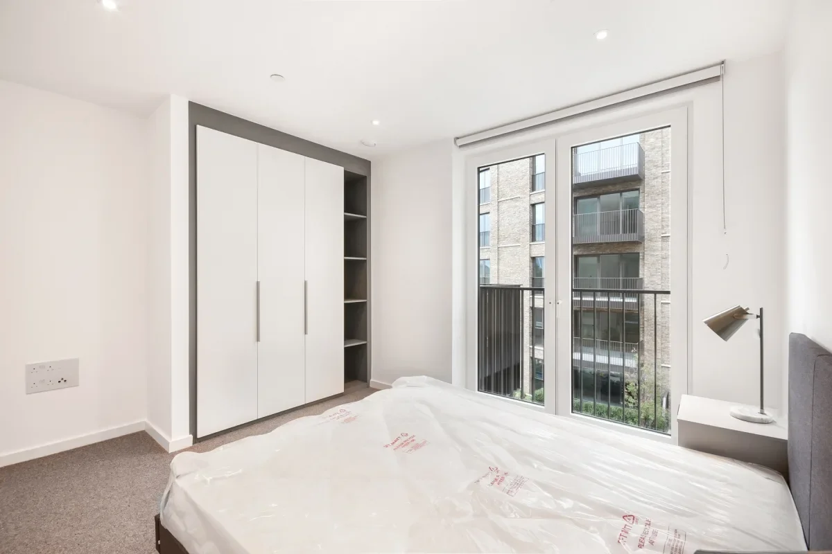 Flat Sidney Street in Greater London