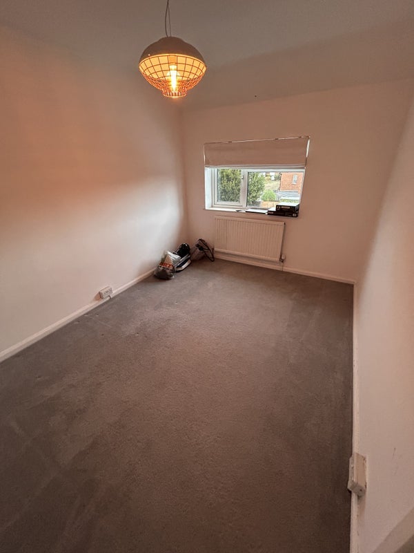 Room Sheepcote Road in Windsor
