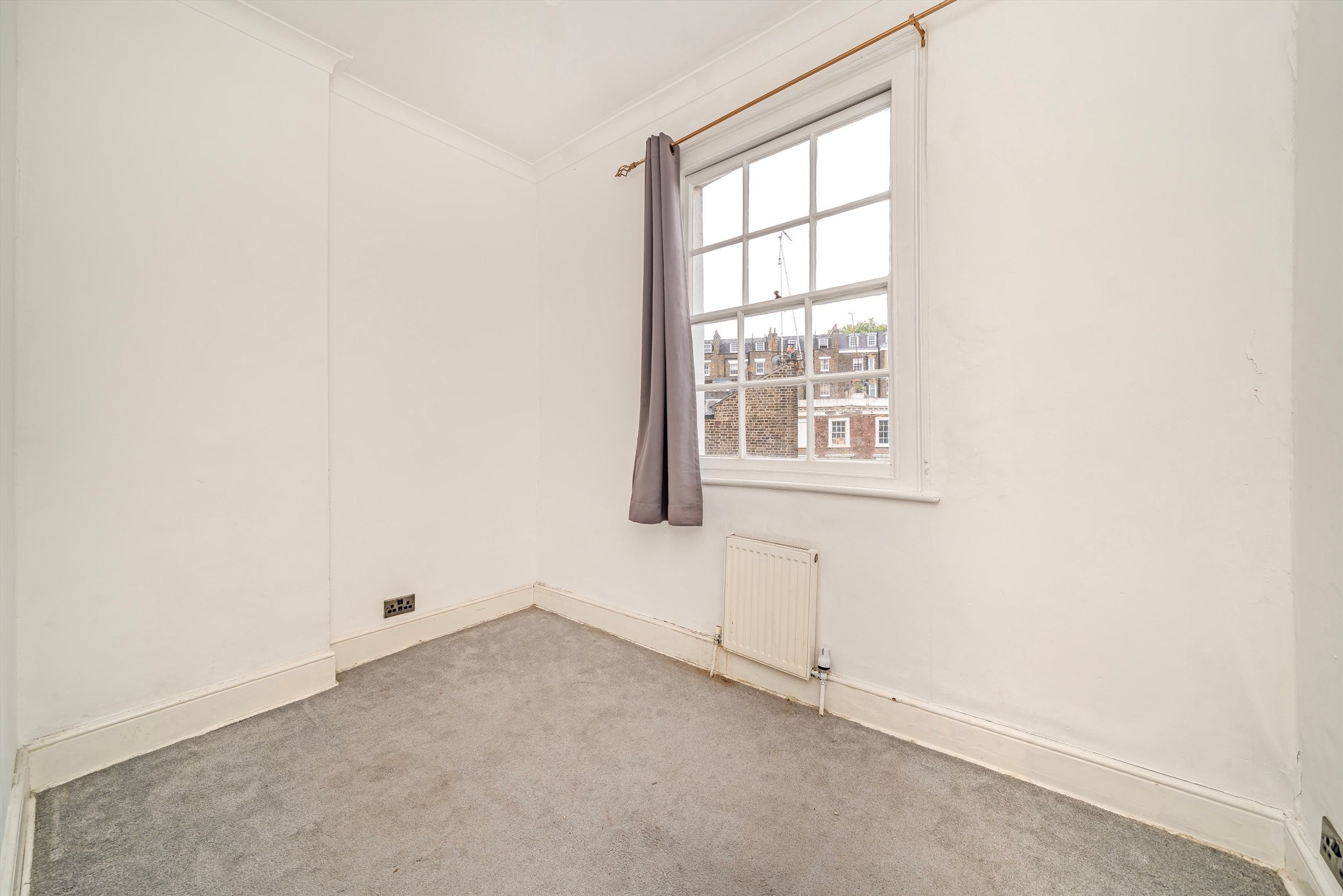 Flat Warwick Way in City of Westminster