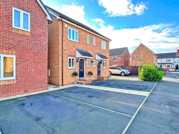House Thomas Cox Wharf in Sandwell