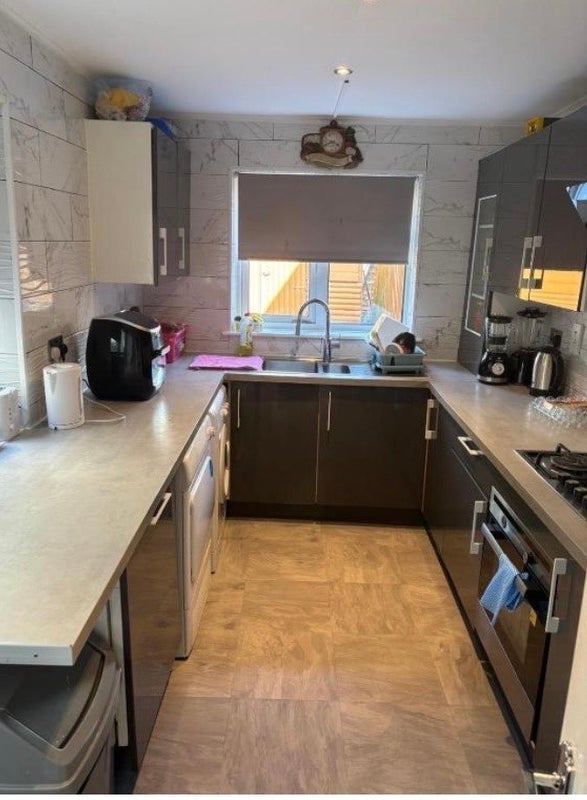 Room Wythes Road in Greater London