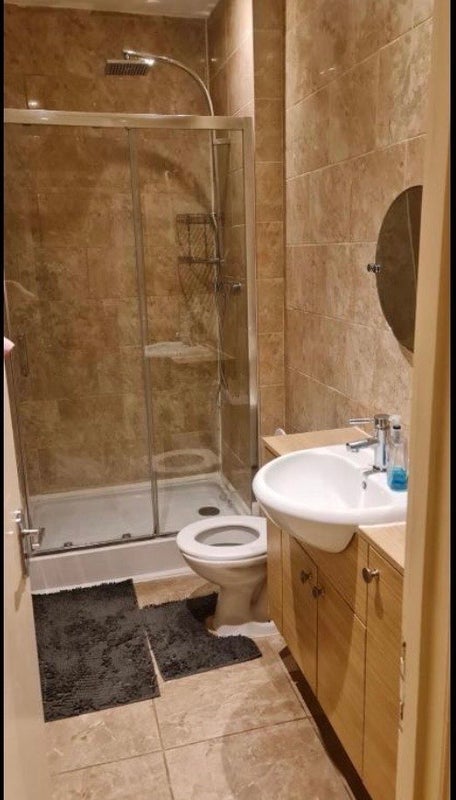 Room Wythes Road in Greater London