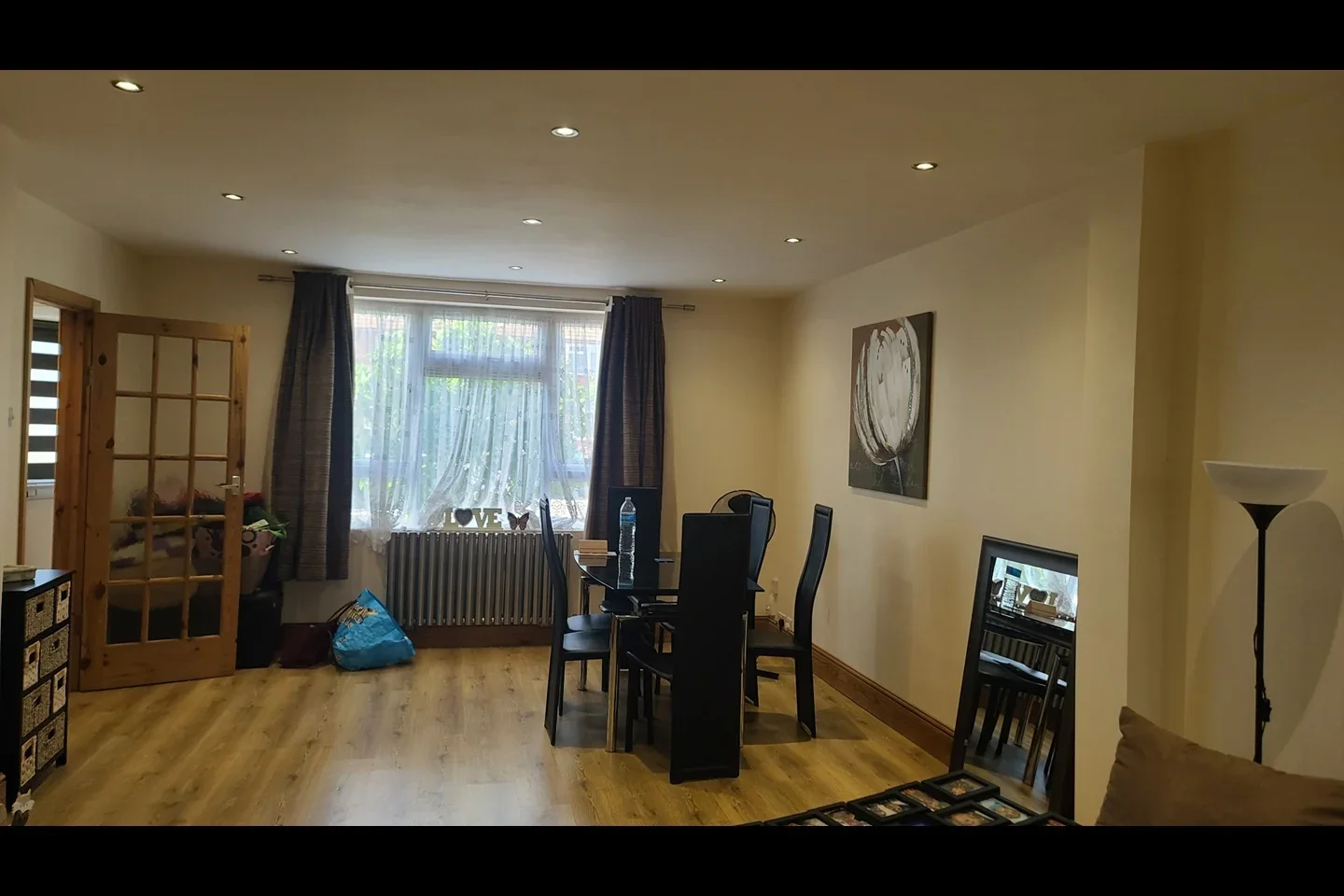House Manford Cross in Greater London