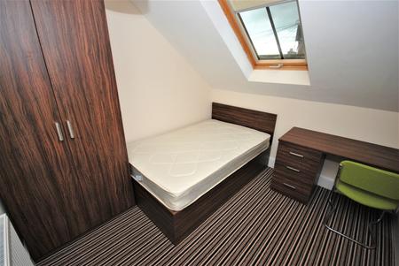 Room George Street in Royal Leamington Spa