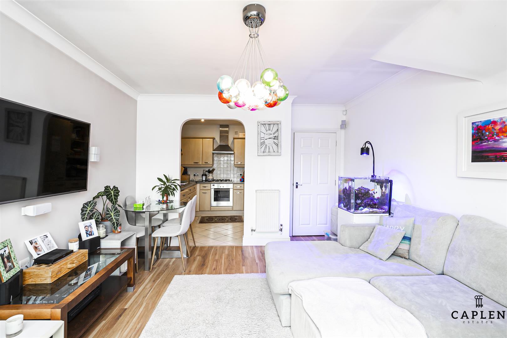 Flat Roding Lane in Epping Forest