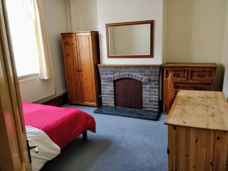 Room Harley Street in Stoke-on-Trent