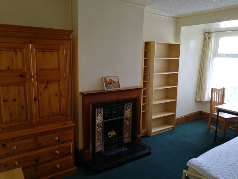 Room Harley Street in Stoke-on-Trent