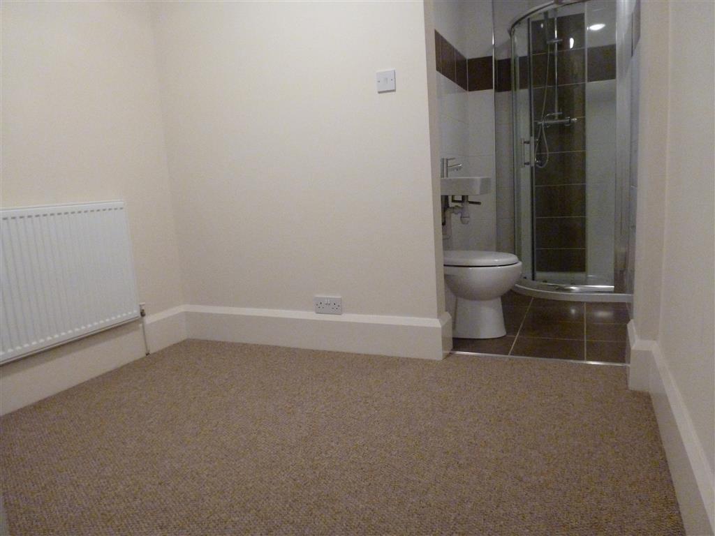 Flat Charlotte Street in Royal Leamington Spa