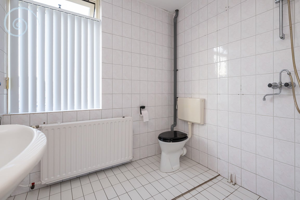 Tussenwoning te koop: Lauwerijnstraat 13, Nieuwe-Tonge
