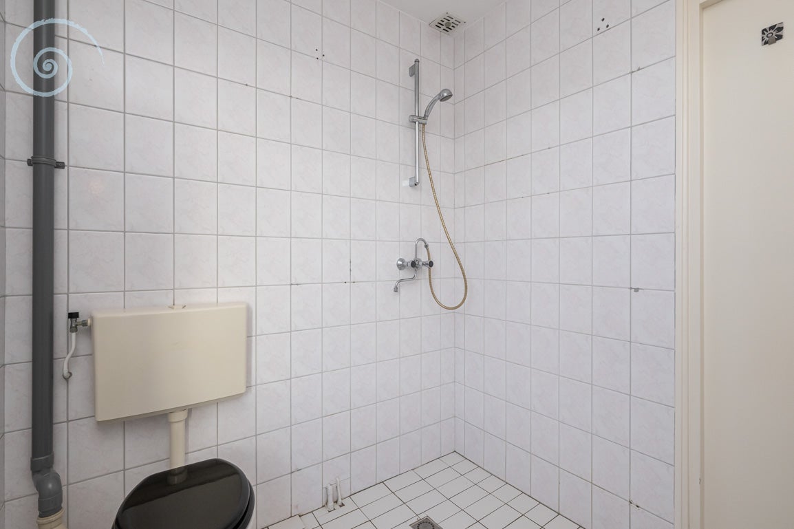 Tussenwoning te koop: Lauwerijnstraat 13, Nieuwe-Tonge
