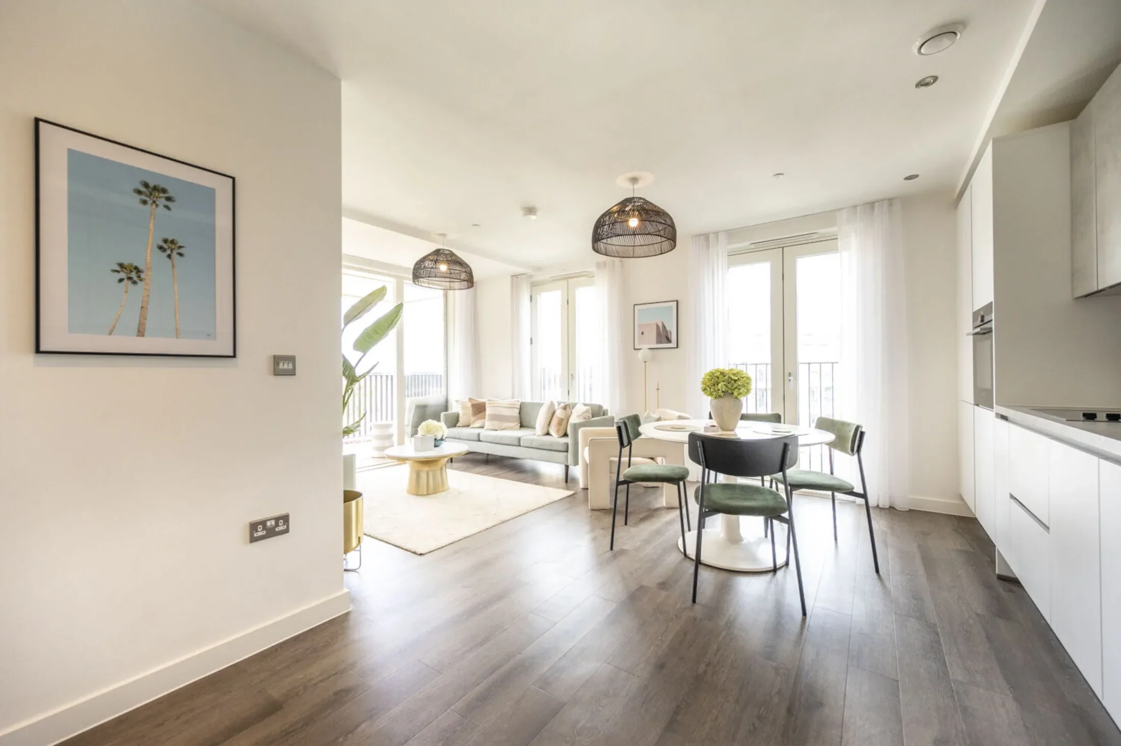 Flat Madison Way in Greater London