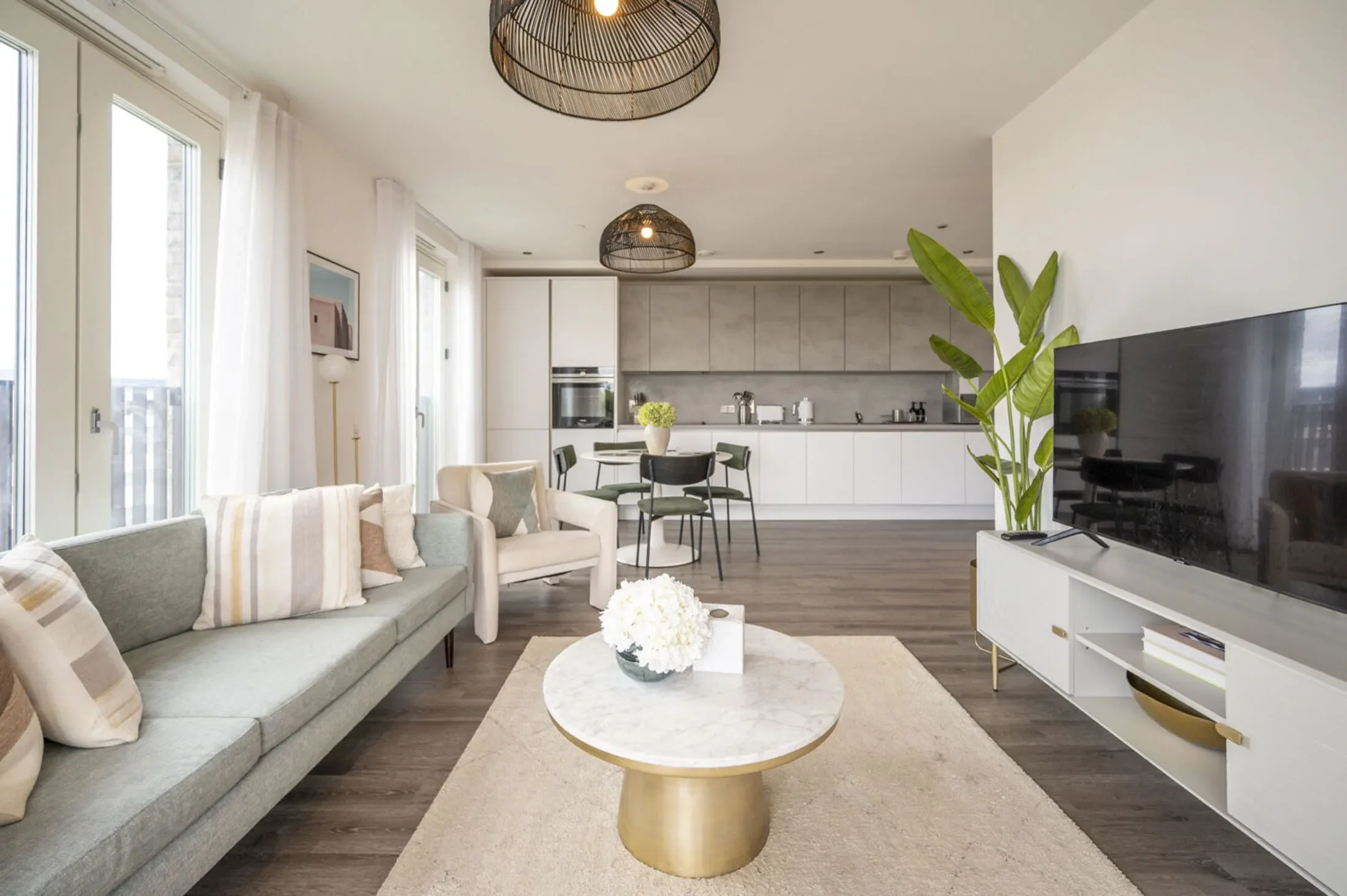 Flat Madison Way in Greater London