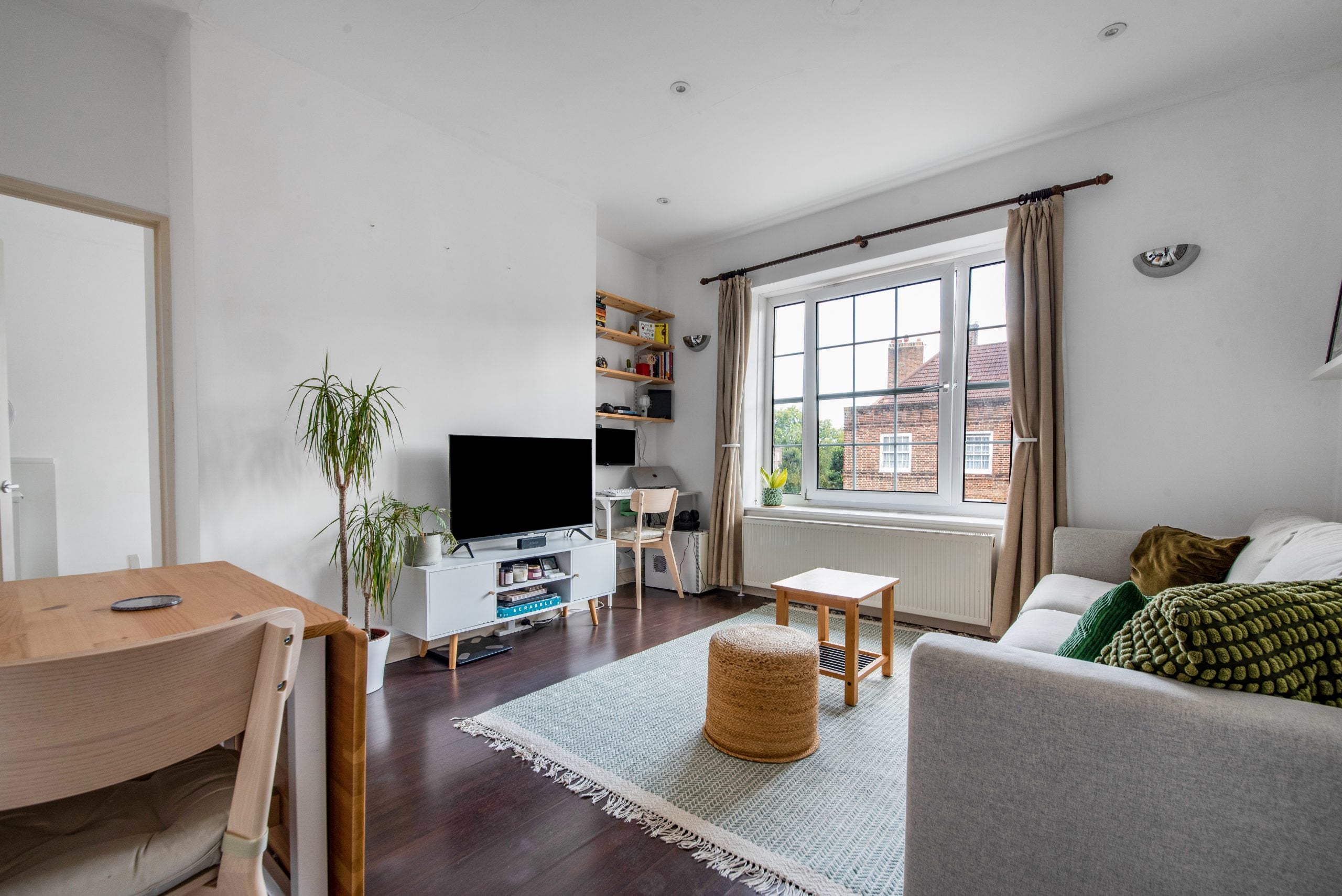 Flat Clayton Street in Greater London