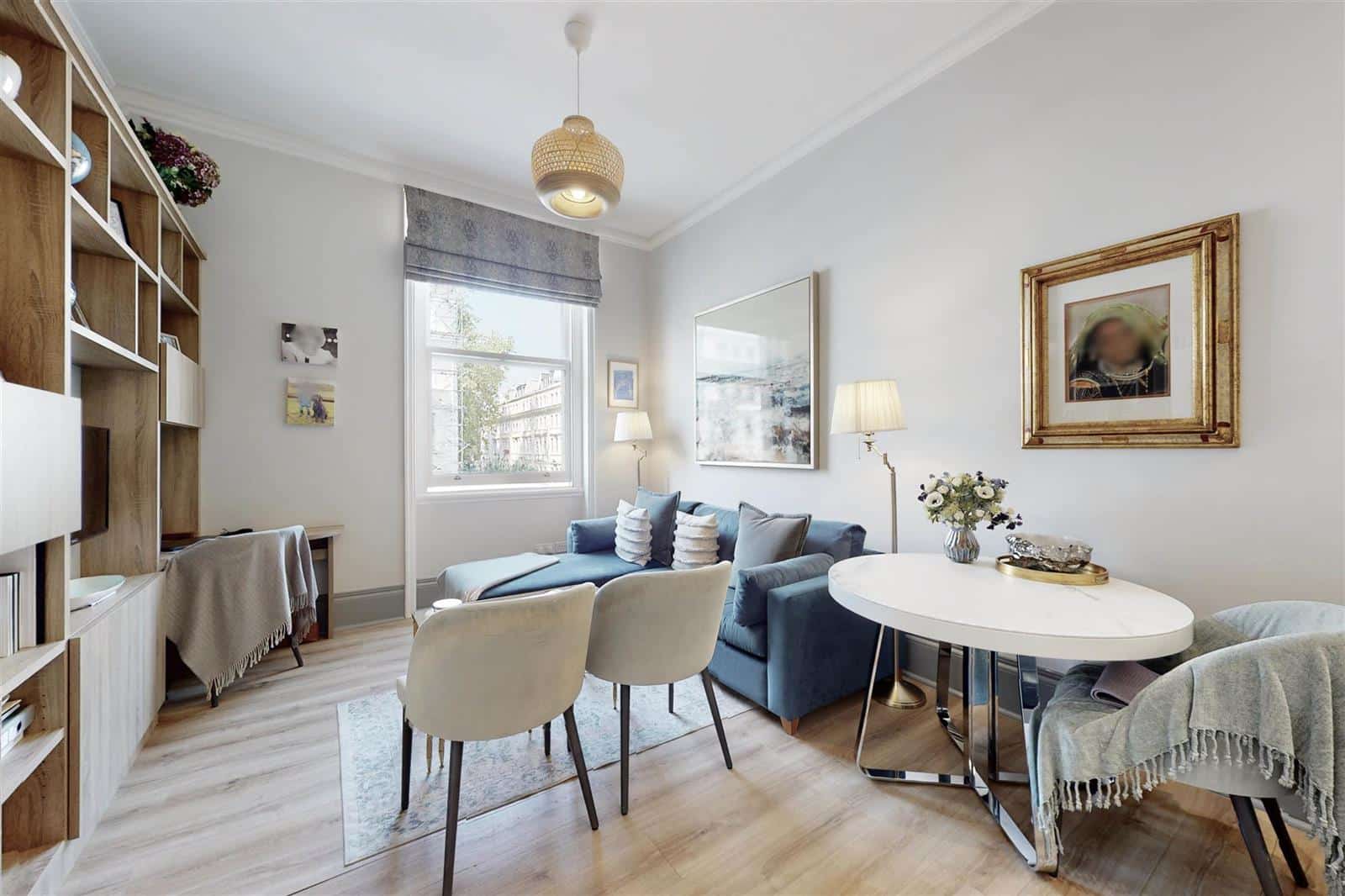 Flat Gloucester Road in Greater London
