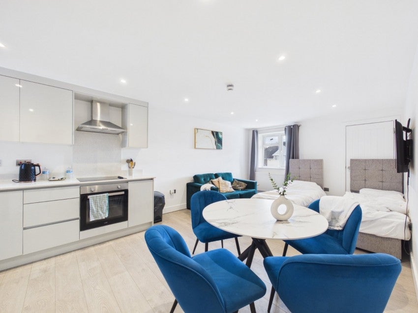 Flat Desford Way in Borough of Spelthorne