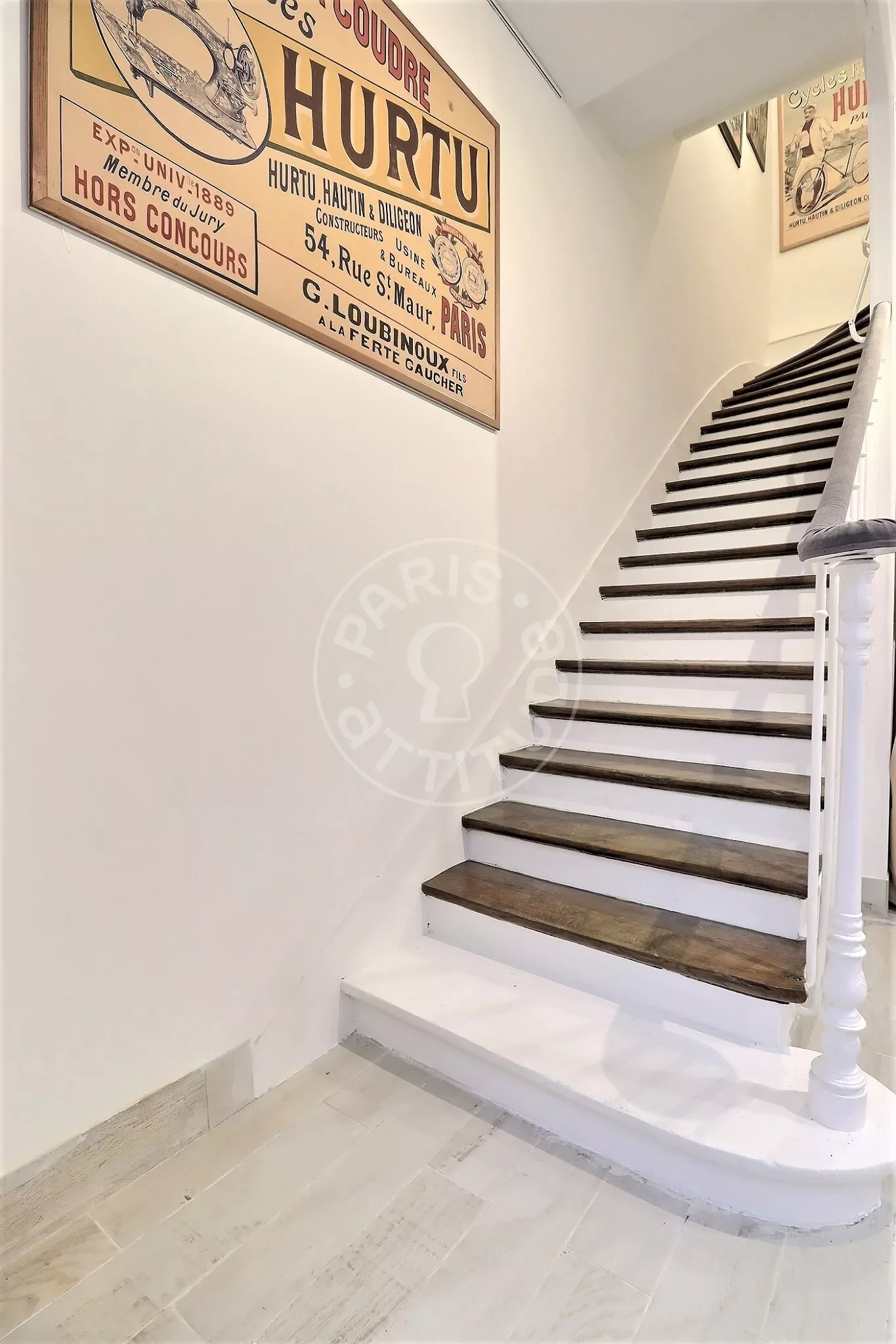 Appartement Rue des Abbesses à Paris