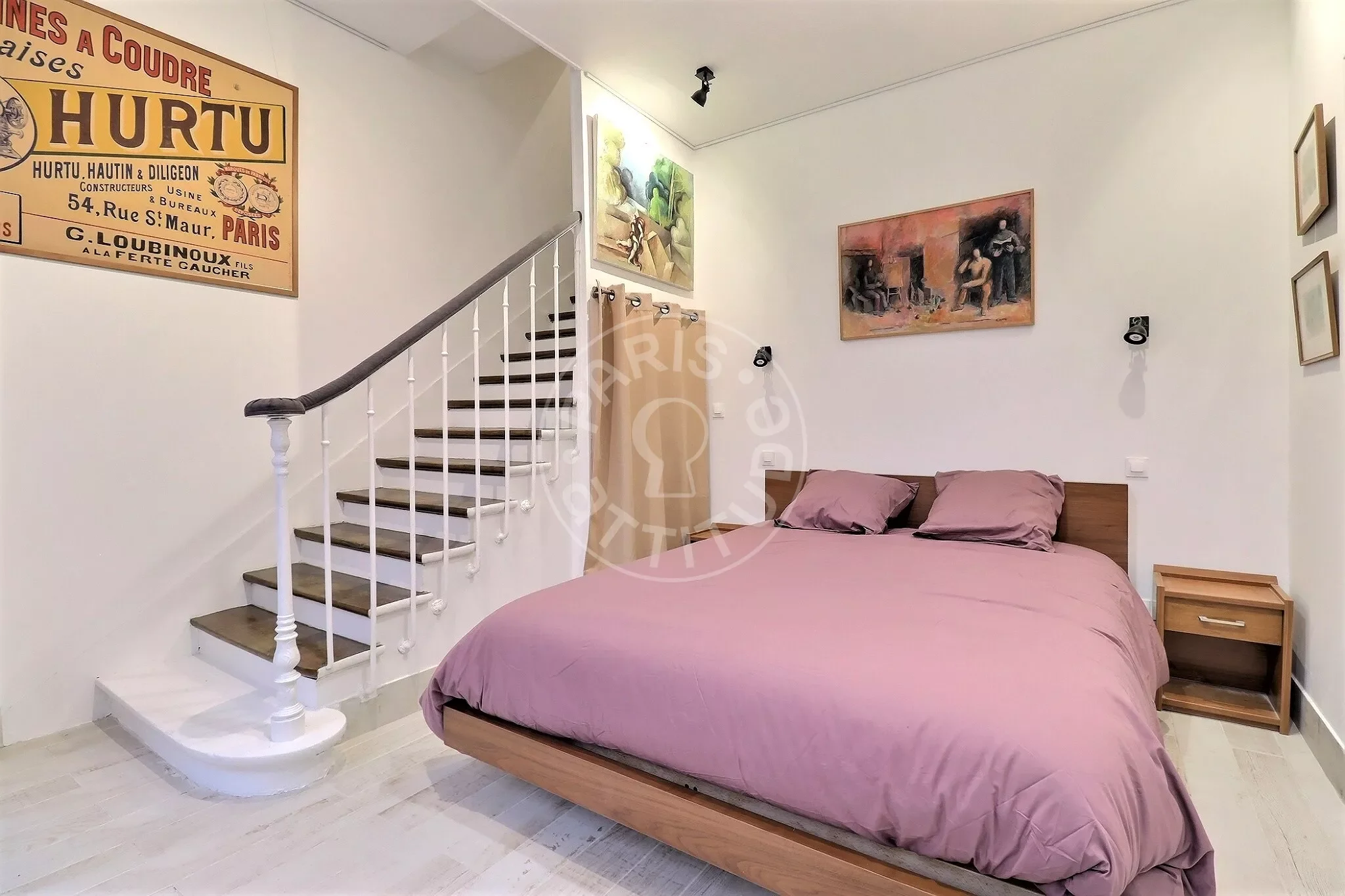 Appartement Rue des Abbesses à Paris