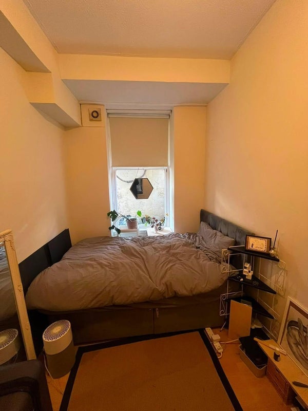 Room Belmont Street in Glasgow