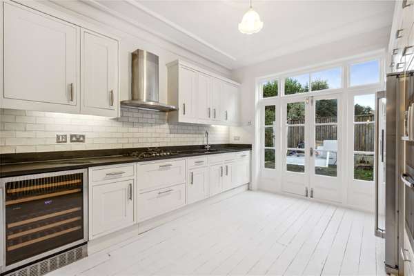 House Clapham Common West Side in Greater London