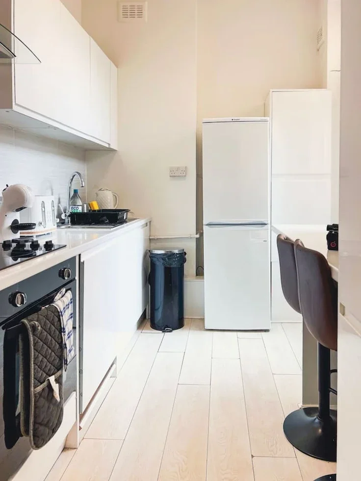 Flat Ashmore Road in City of Westminster