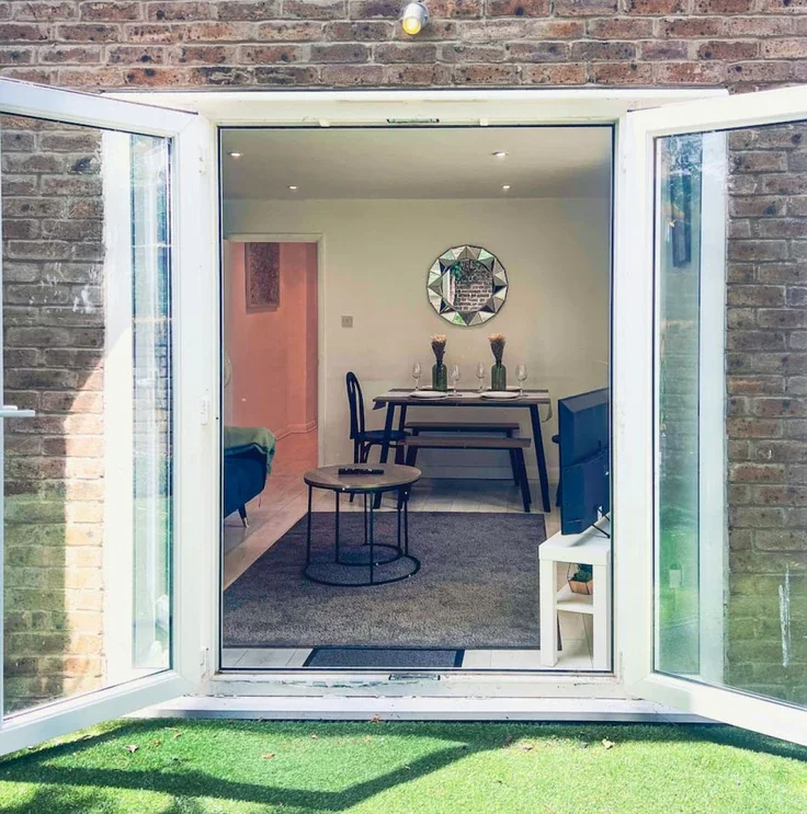 Flat Ashmore Road in City of Westminster