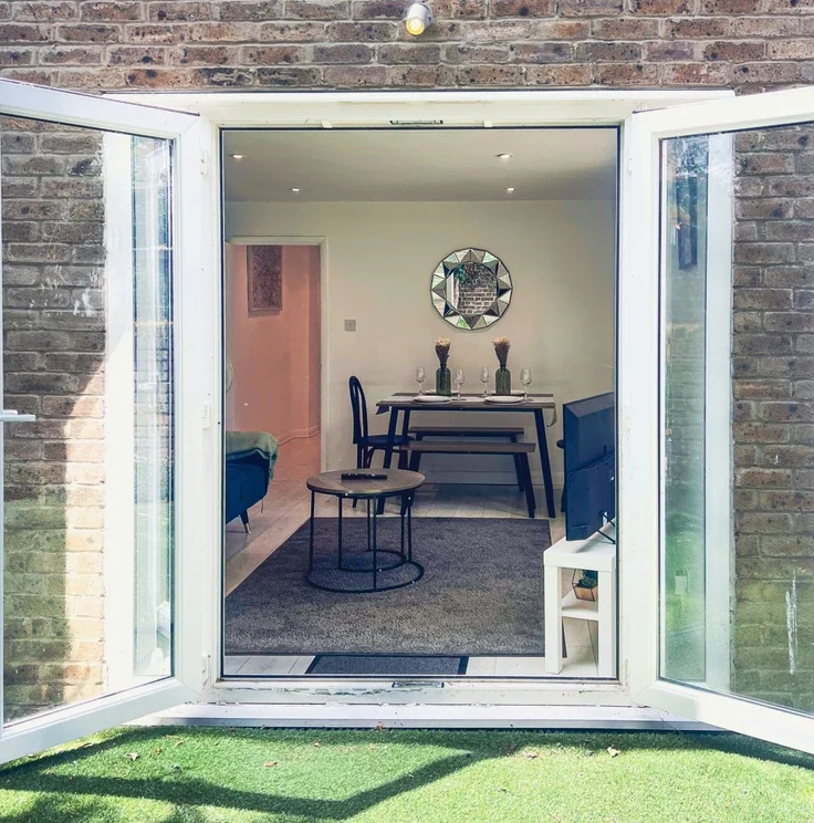 Flat Ashmore Road in City of Westminster