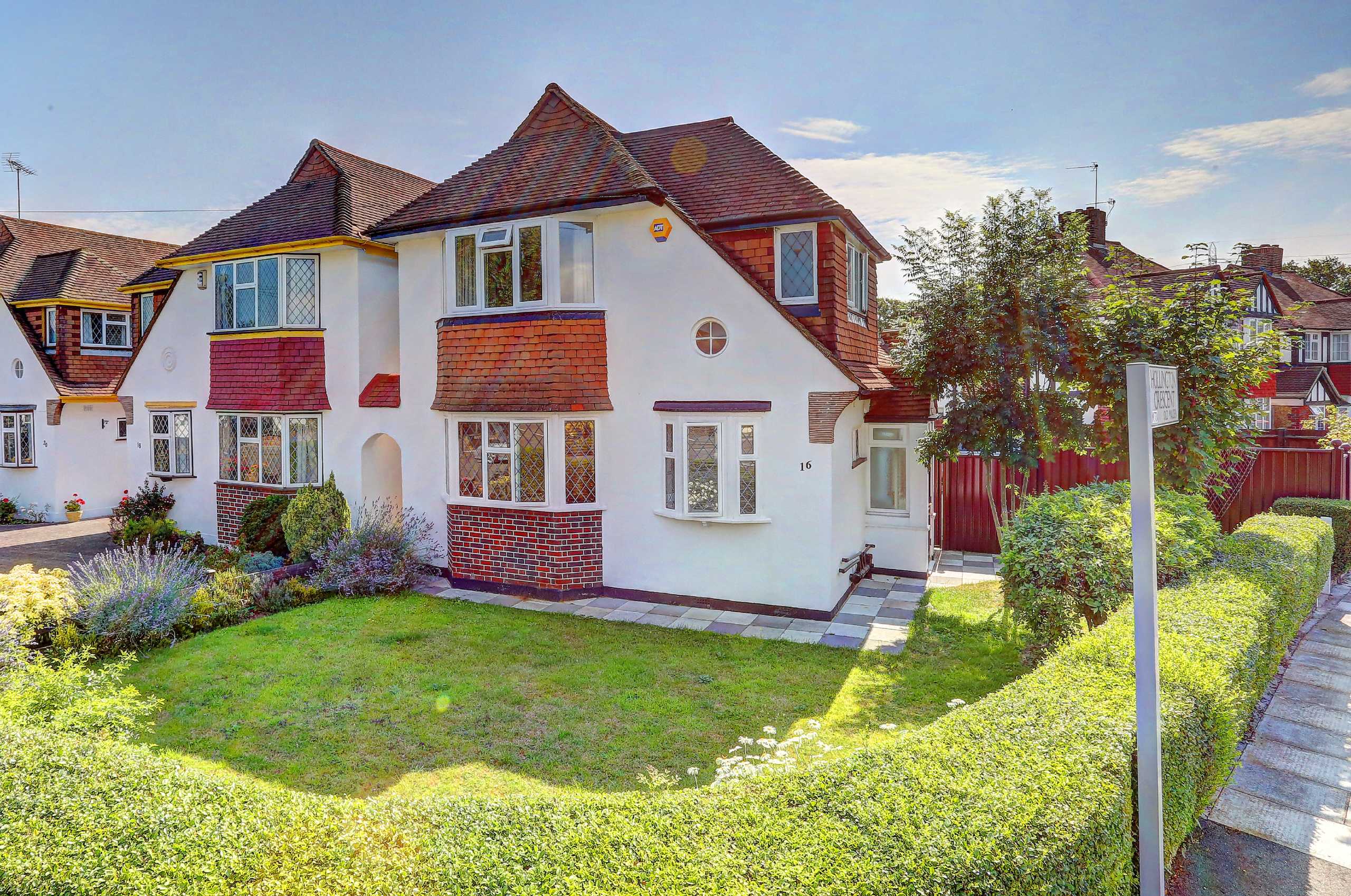 House Chilmark Gardens in Greater London