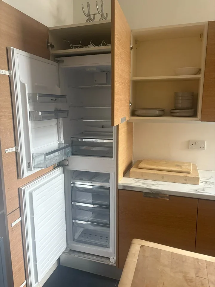 Flat Altenburg Gardens in Greater London