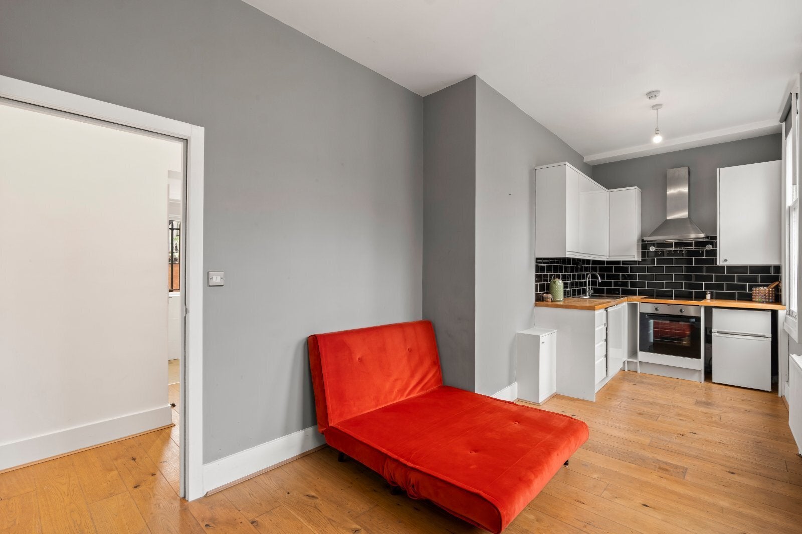 Flat Harrow Road in City of Westminster