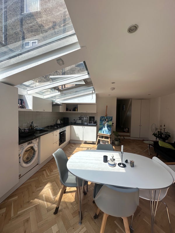 Room Clifton Avenue in Greater London