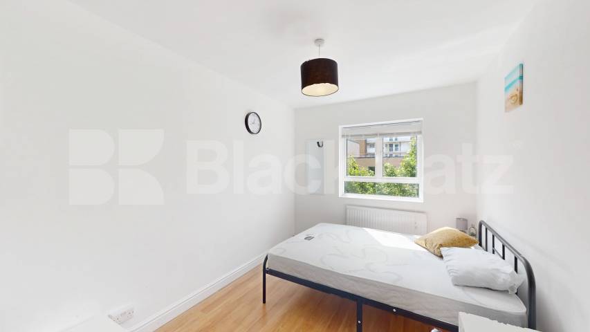 Flat Parkway in Greater London