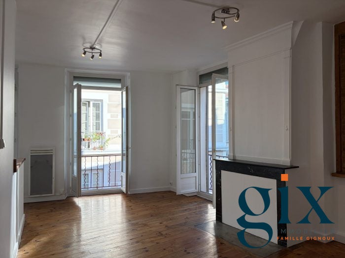 Chambre Rue des Clercs à Grenoble