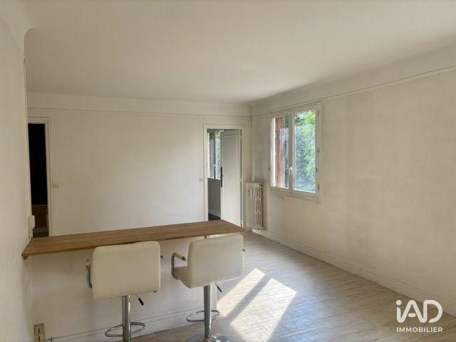 Flat Rue Lecourbe in Paris