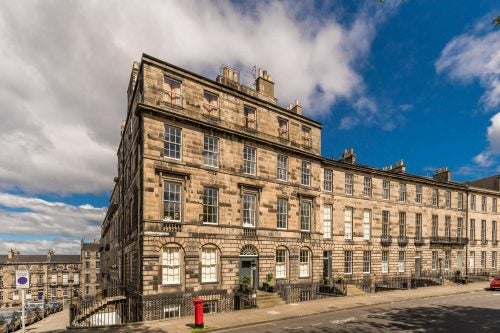 Flat Nelson Street in City of Edinburgh