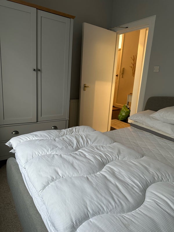 Room Bath Road in City of Edinburgh