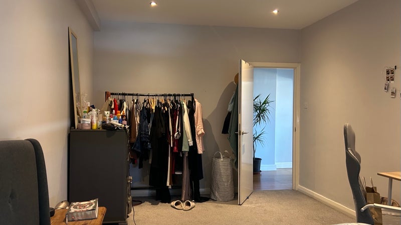Room Greenwich High Road in Greater London