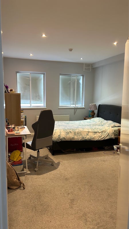 Room Greenwich High Road in Greater London