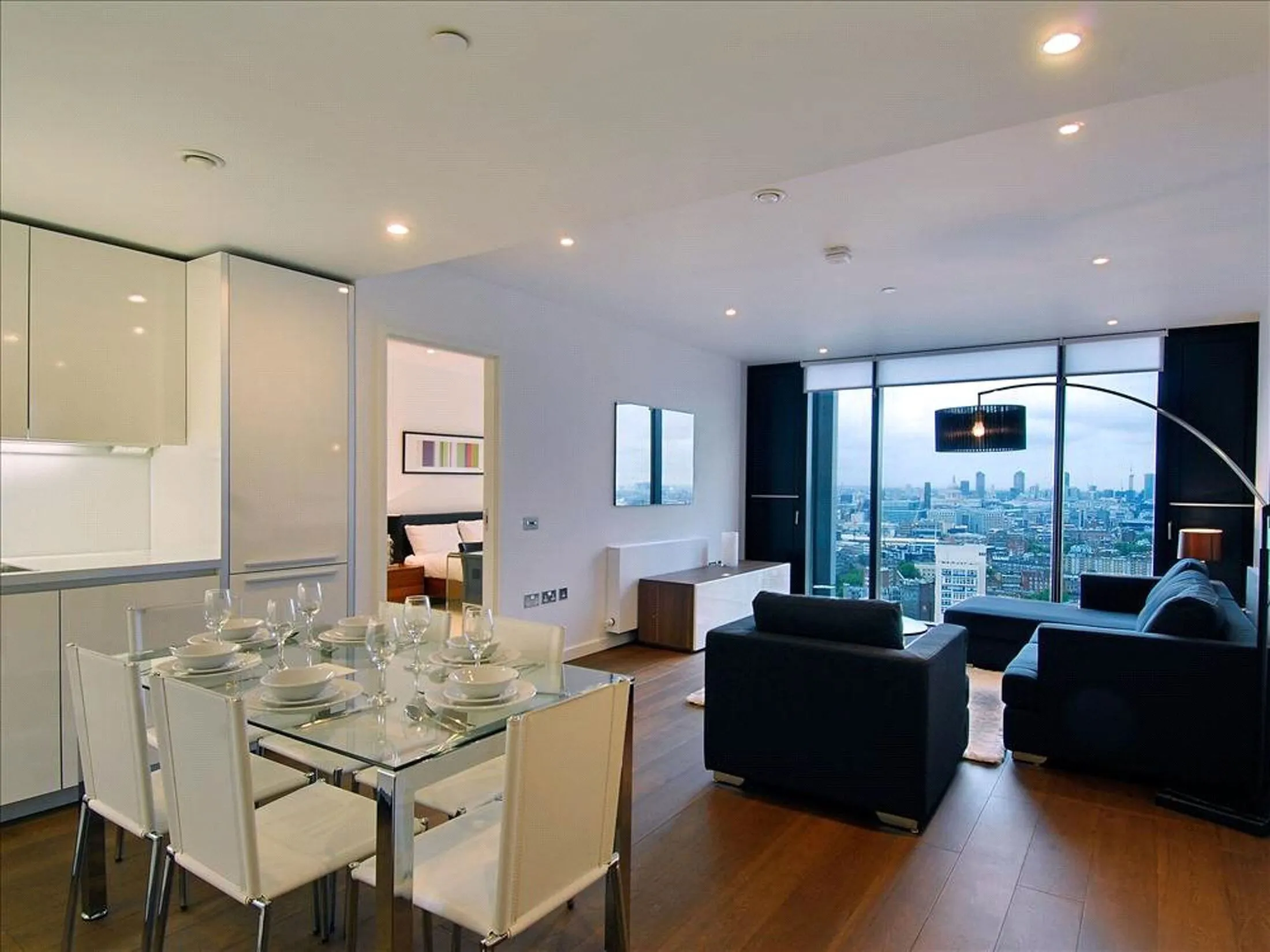 Flat Wollaston Close in Greater London