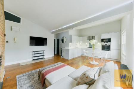 Flat Ladbroke Grove in Greater London