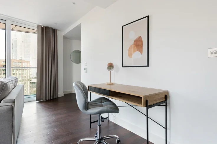 Flat Wandsworth Road in Greater London