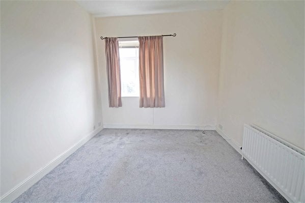 Flat Portland Road in Portslade by Sea