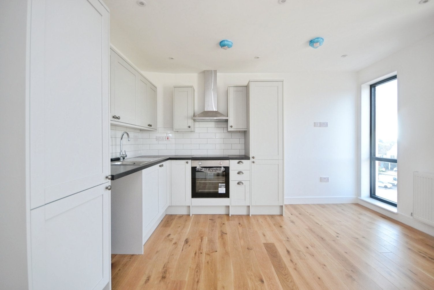 Flat Sherwood Park Avenue in Greater London